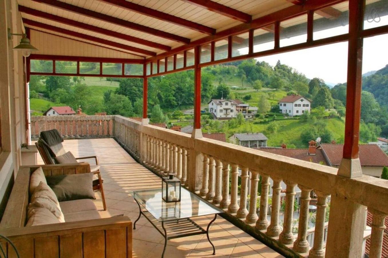 Stylish Penthouse With Large Terrace Apartman Most na Soči Kültér fotó